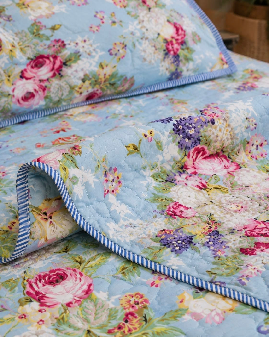 Pure cotton paani jaal quilted printed double bedcovers (90x108 inches)