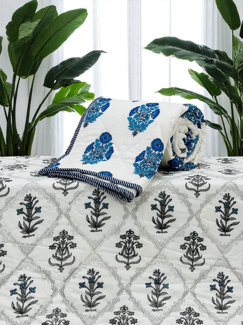 Pure mulmul cotton handblock printed single reversible quilt (razai 60x90 inches)