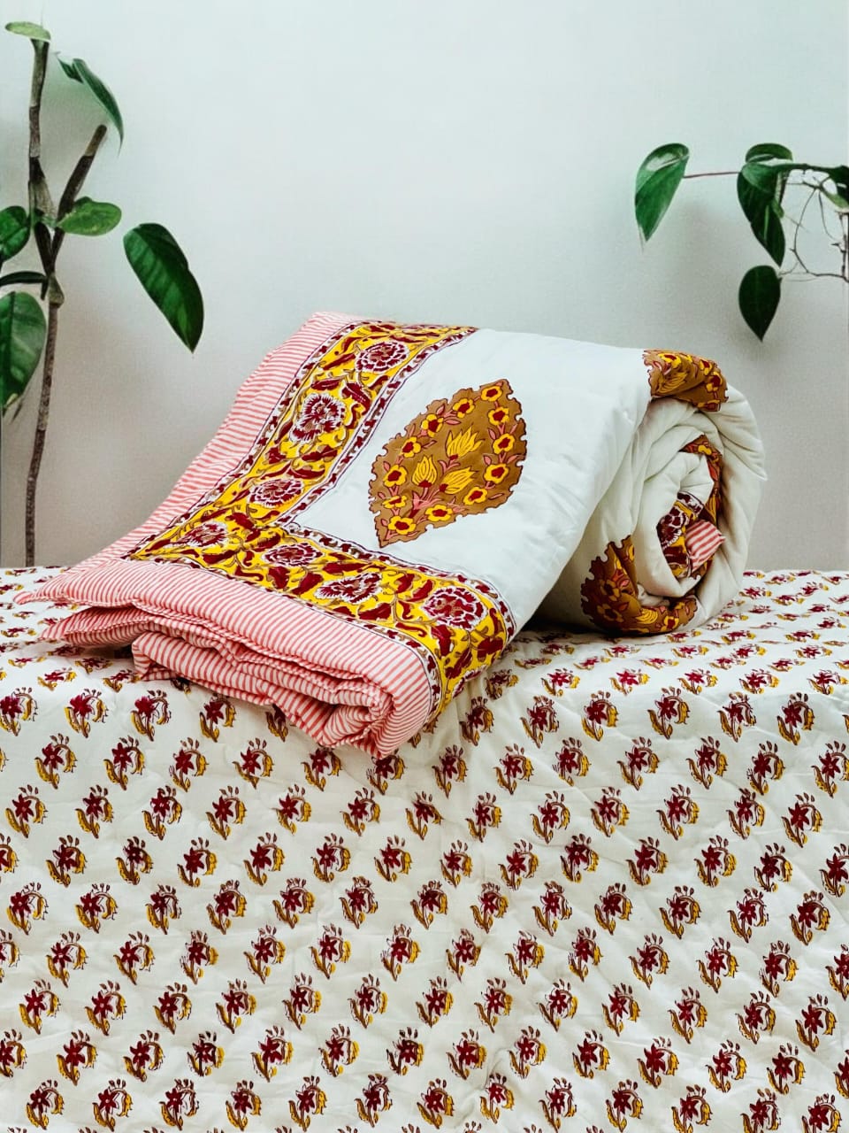 Pure mulmul cotton handblock printed single reversible quilt (razai 60x90 inches)
