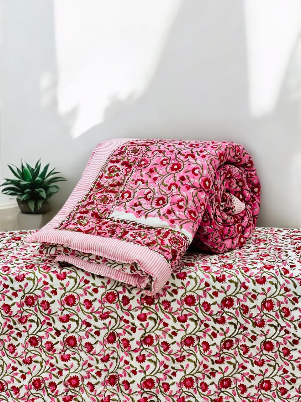 Pure mulmul cotton handblock printed single reversible quilt (razai 60x90 inches)