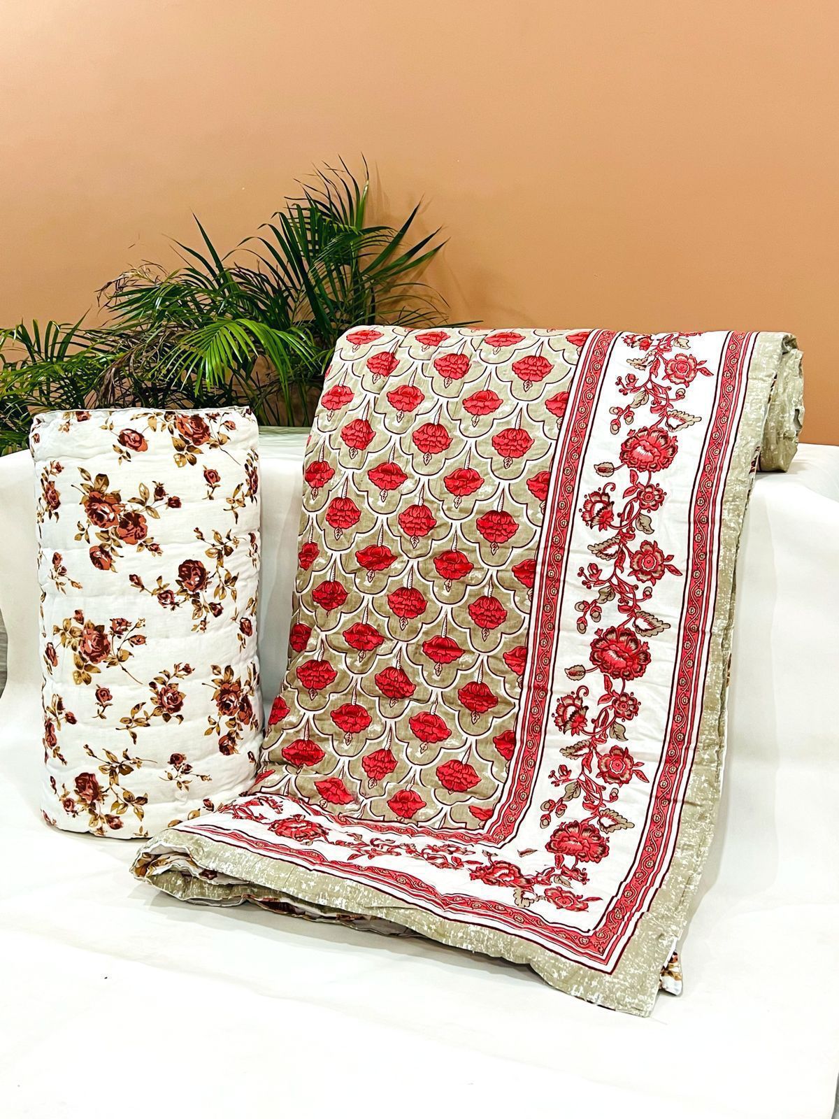 Pure mulmul cotton filled reversible double razai (90x108 inches)