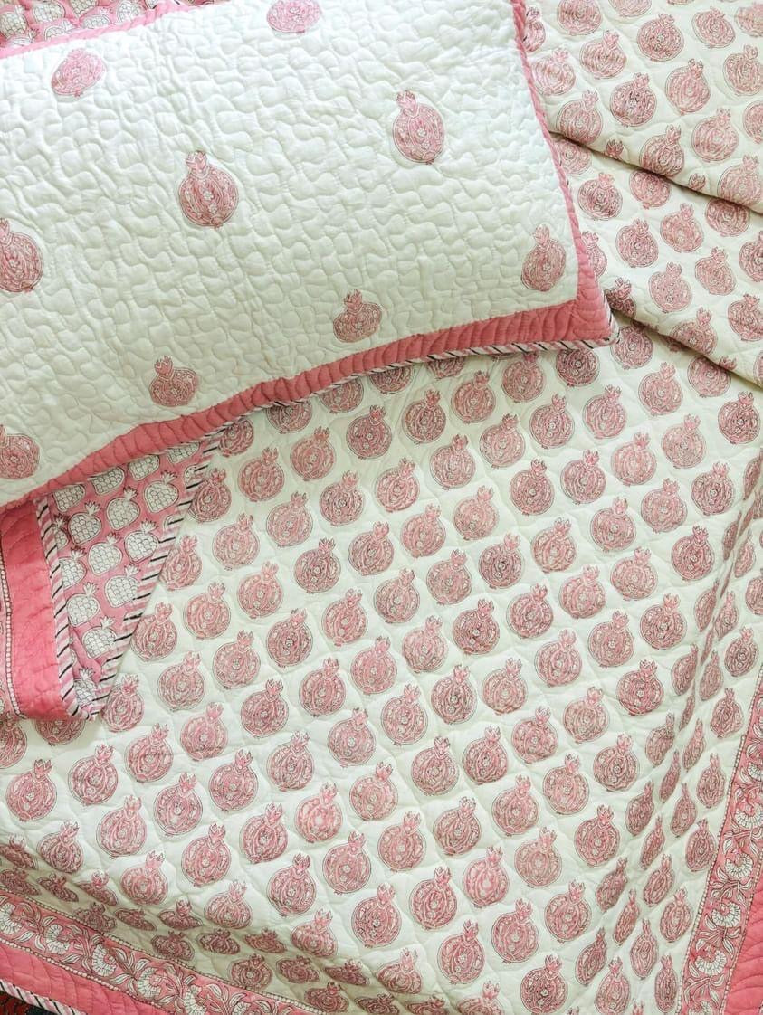Pure mulmul cotton paani jaal quilted bedcovers with 2 quilted pillow covers for king size beds (90x108 inches)