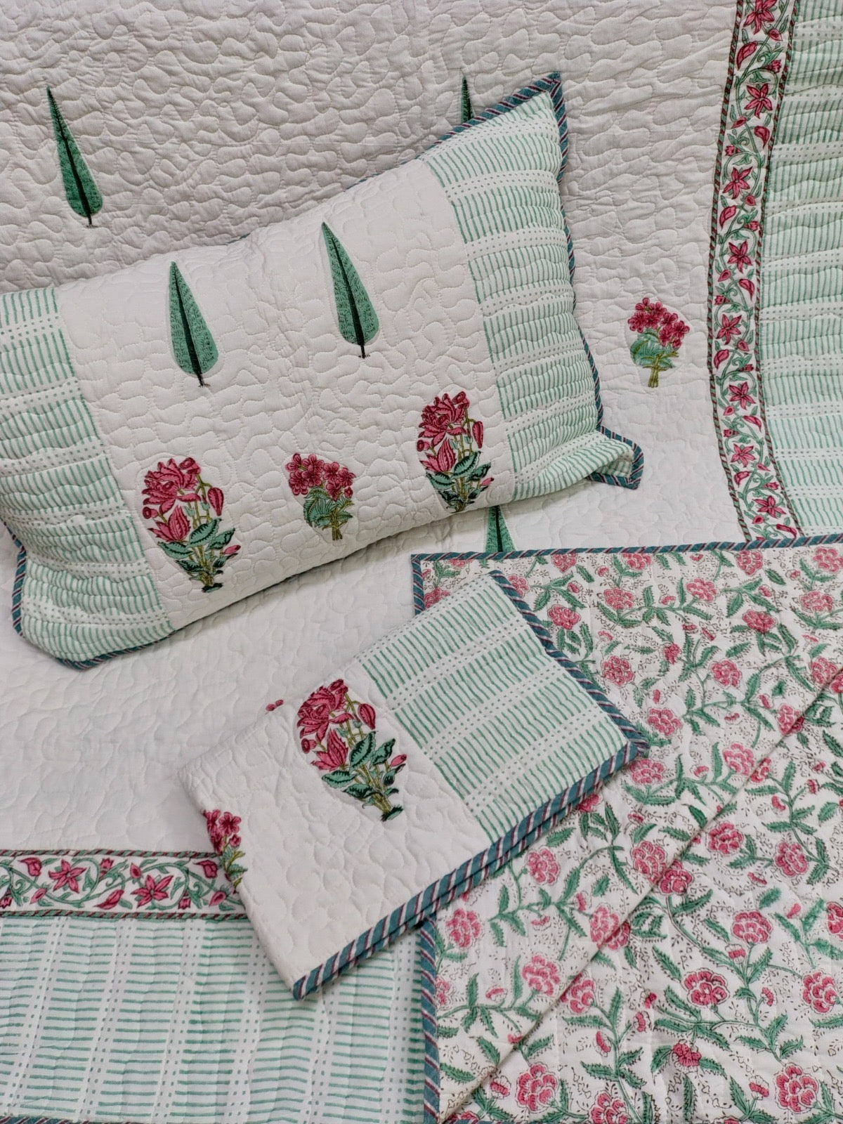 Pure mulmul cotton paani jaal quilted hand-block printed double bedcovers with 2 quilted pillow covers for king size beds (90x108 inches)