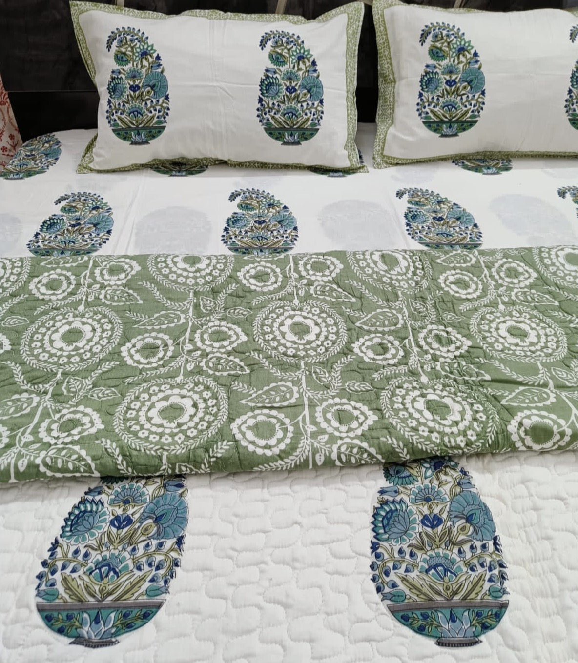 Premium traditional blockprinted king size razai combo (100x108 inches)