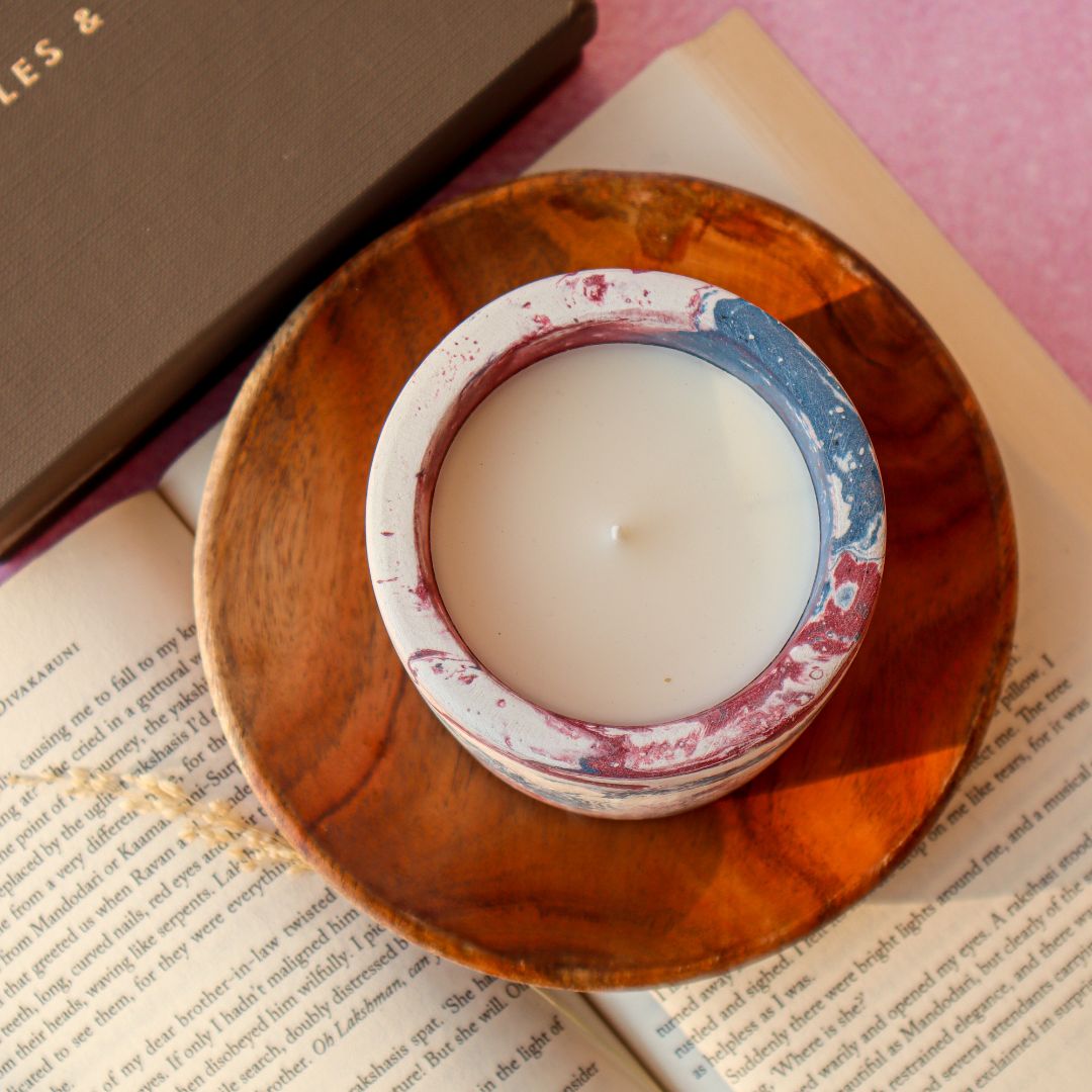 Lubov Oudh Scented Candle