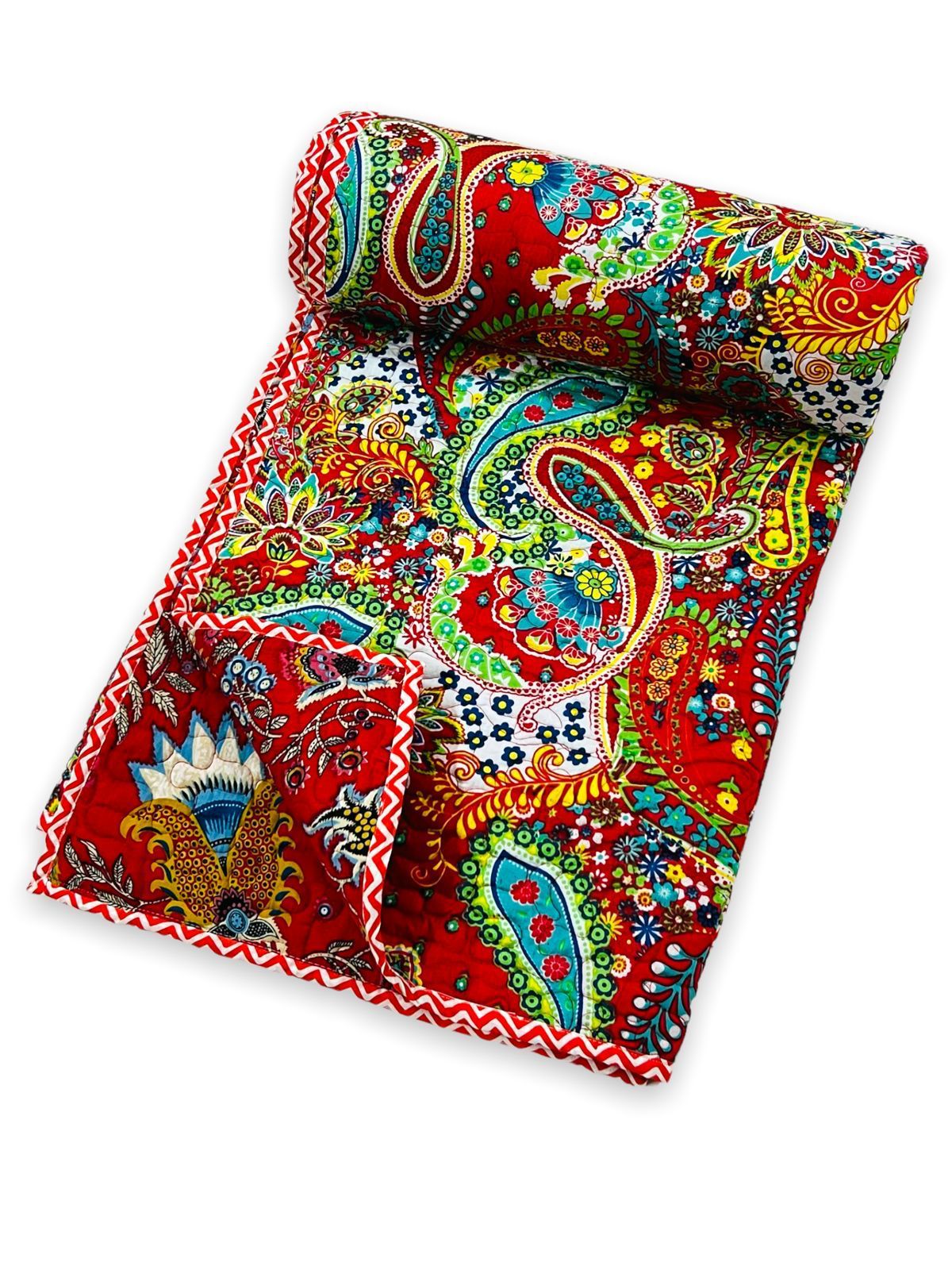 Double bed bedcover of size 90 x 108 inches