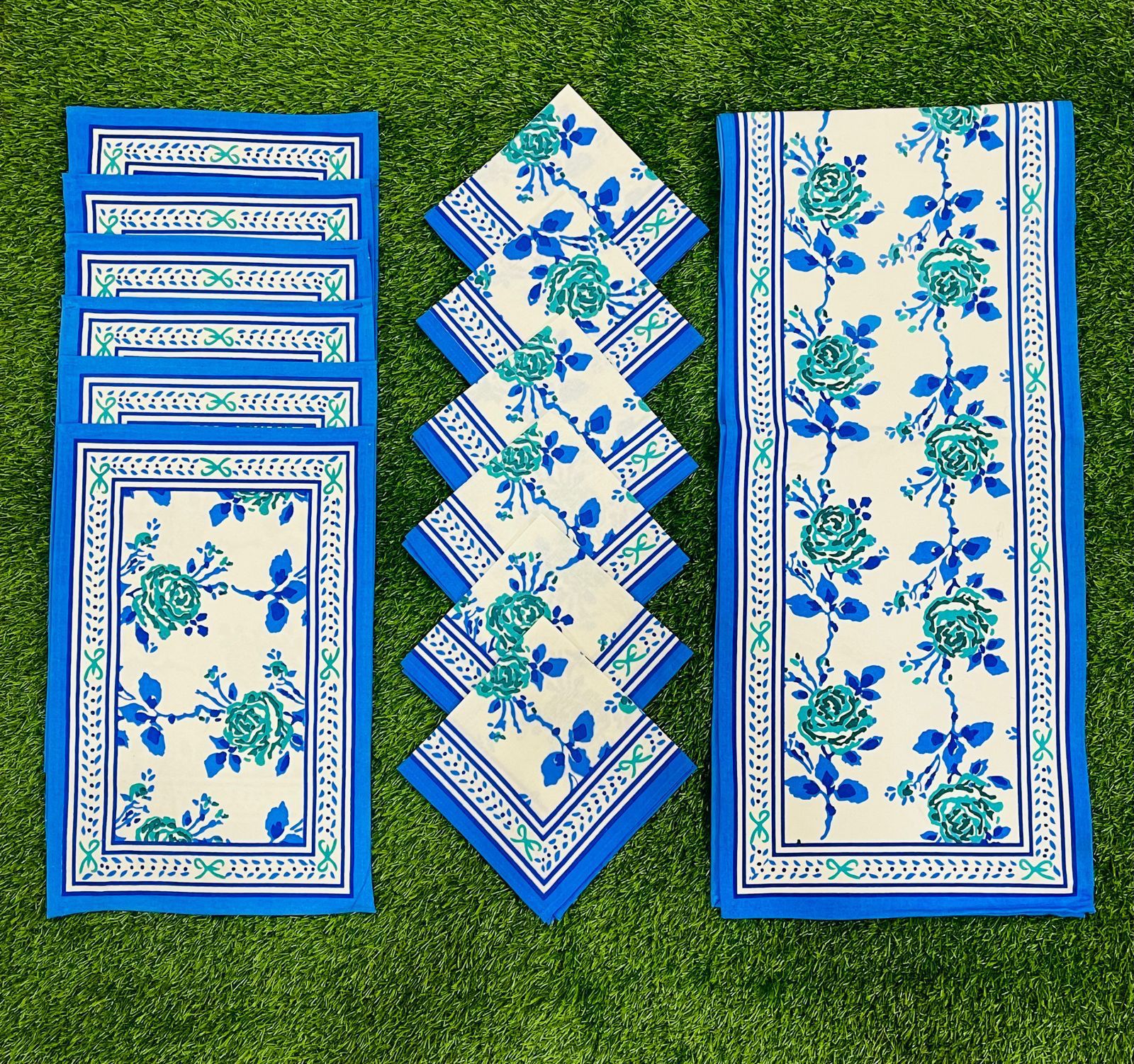 Placemats, runner and napkin combo for 6 seater dining table