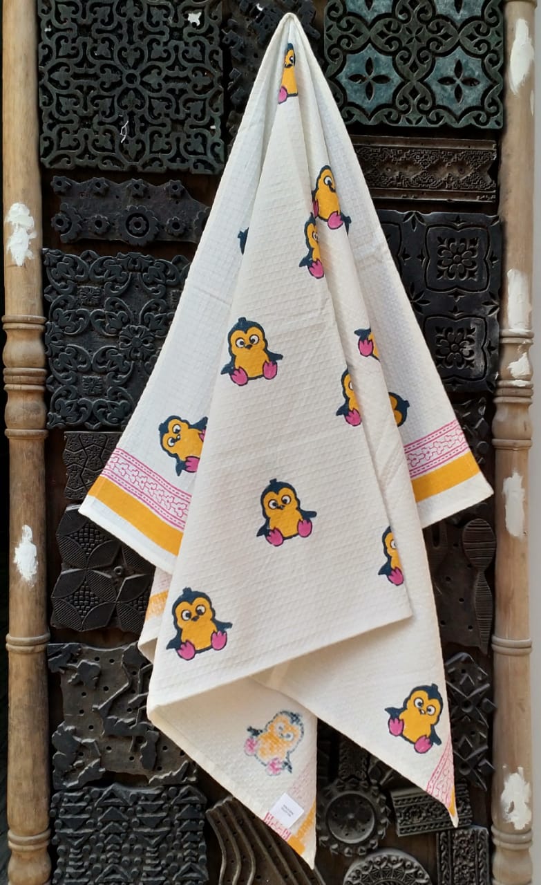 Kids waffled cotton bath towel 25 x 50 inches